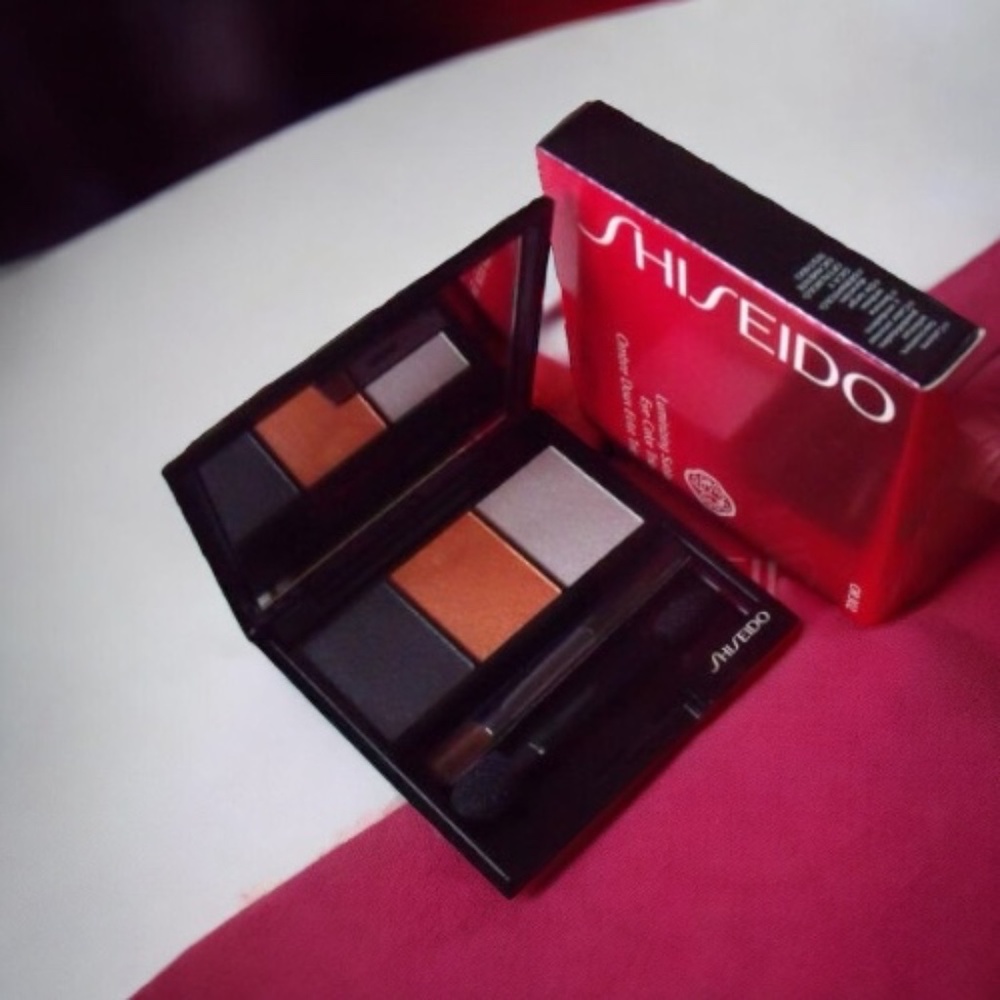 Shiseido Luminizing Satin Eye Color Trio - OR302